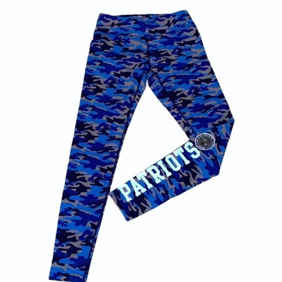 G-lll 4Her By Carl Banks Patriots Camo Leggings - Picture 10 of 10